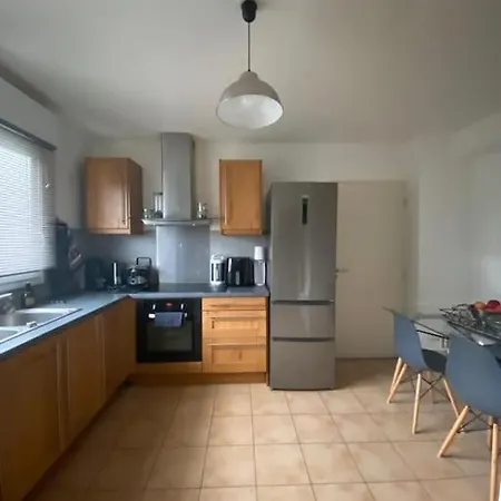 Maison Pavillonnaire Entre Ocean Et Montagnes Basques Holiday home