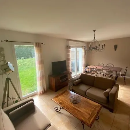 Maison Pavillonnaire Entre Ocean Et Montagnes Basques Holiday home *